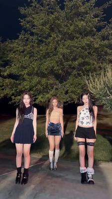 nmixx_20251013_7.mp4