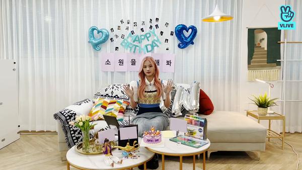 2022-04-16_✨HAPPY JINNI DAY🔮.mp4