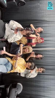 2022-08-22_NMIXX IN LA (1).mp4