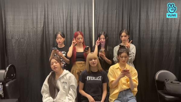 2022-08-22_NMIXX IN LA (2).mp4